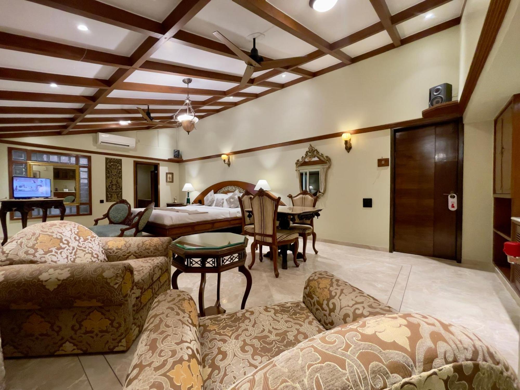 Ramsukh Resorts And Spa Mahābaleshwar Exteriör bild